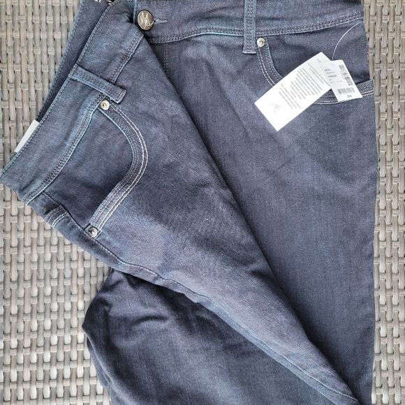 Melissa McCarthy Seven Jeans - Picture 2 of 2